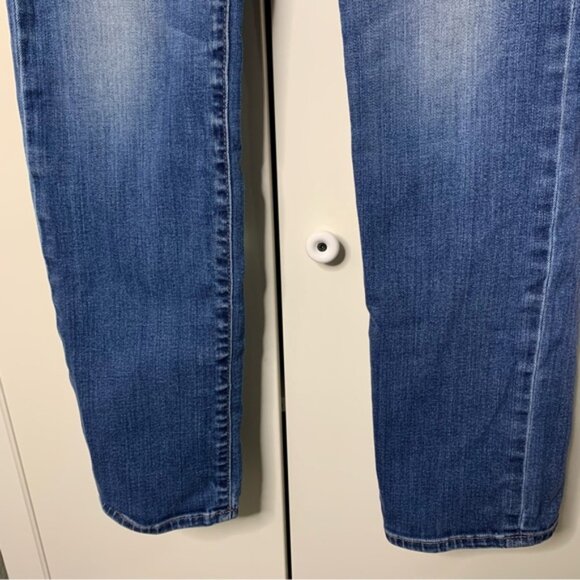 Lucky Brand Sweet Straight Stretchy Jeans - Picture 4 of 13